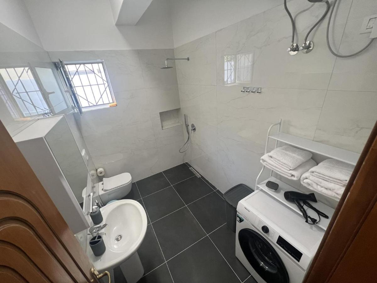Edlira Apartments Durres Ngoại thất bức ảnh