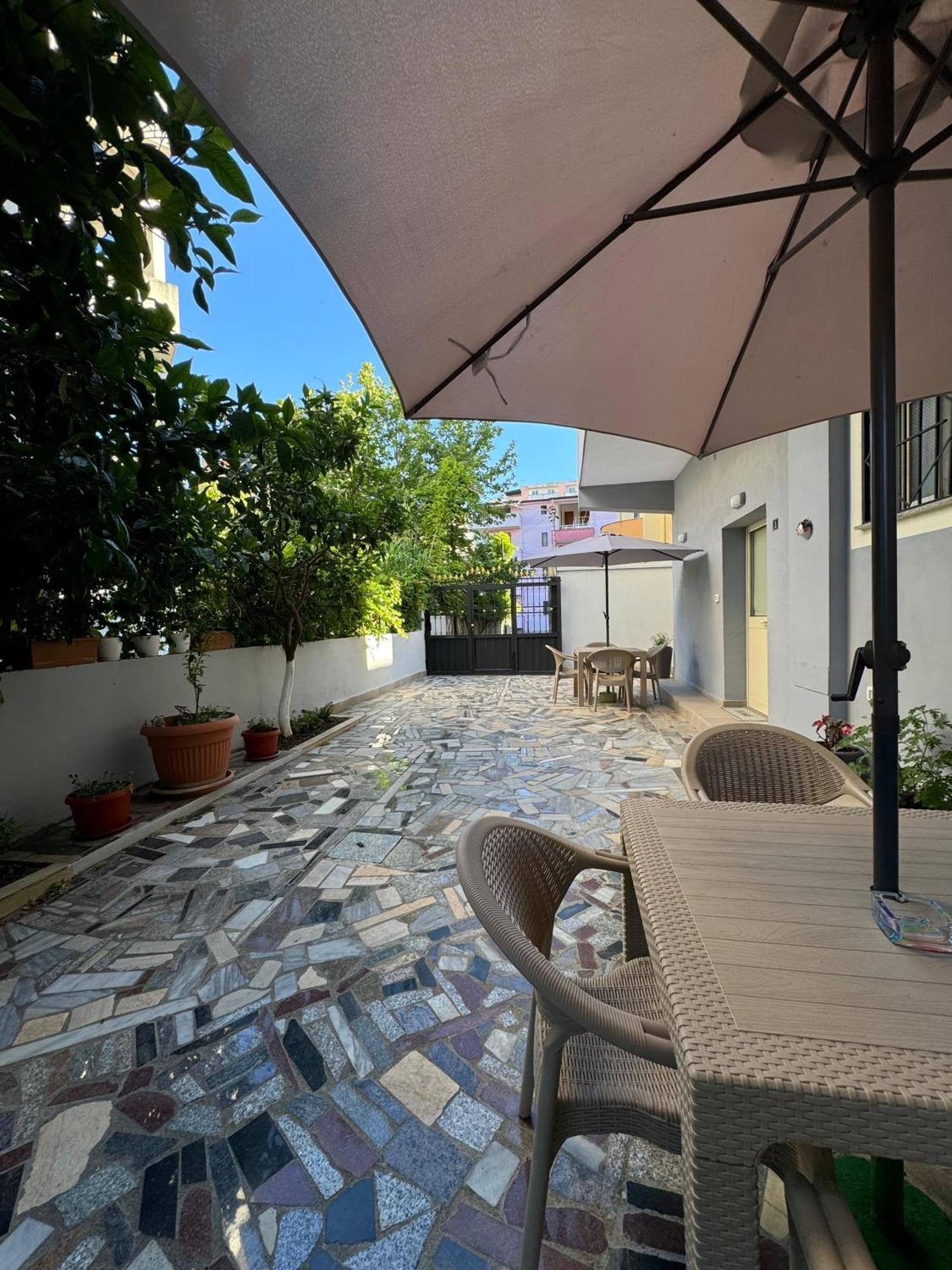 Edlira Apartments Durres Ngoại thất bức ảnh